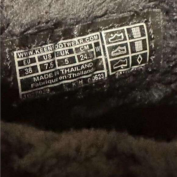 NEW KEEN Insulated Winter Snow Howser Fold Down Boot Size EU 38 Womens 7.5 - Picture 10 of 14